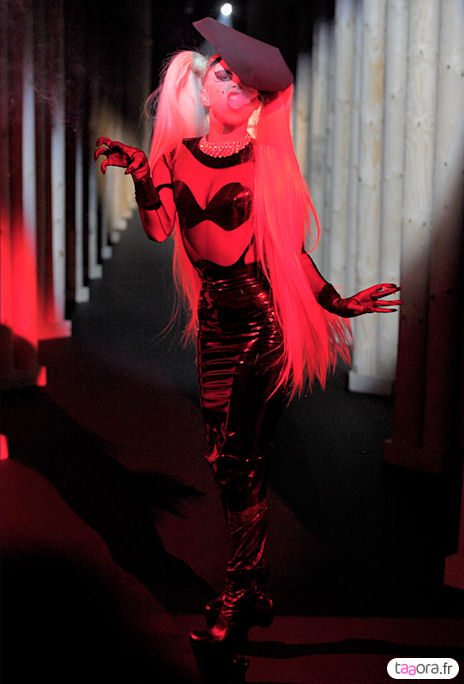 Lady Gaga défilé Thierry Mugler