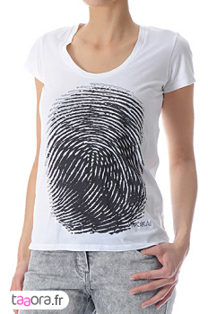 T-shirt imprimé empreinte digitale
