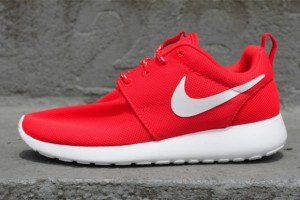 nike roshe homme rouge