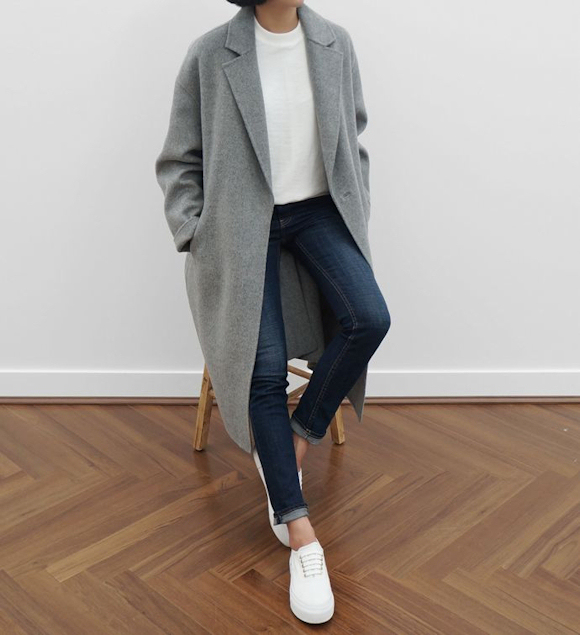 Manteau minimaliste gris