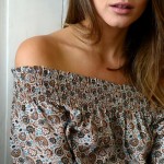 Blouse Noire Banana Republic - Épaules Dénudées, Smocking, Taille XS - Neuf Sans étiquette