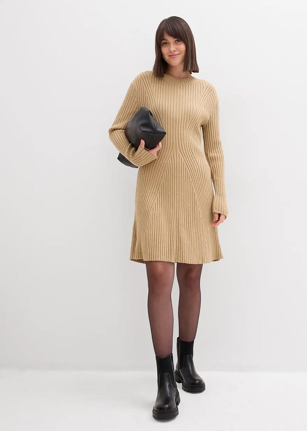 Robe pull beige côtelée femme – look hiver confortable et tendance (tailles 44/46)