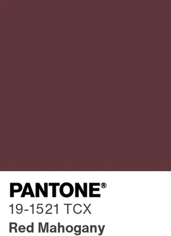 Red Mahogany Pantone 19-1521 : brun rouge profond et envoûtant, tendance mode hiver 2026-2027