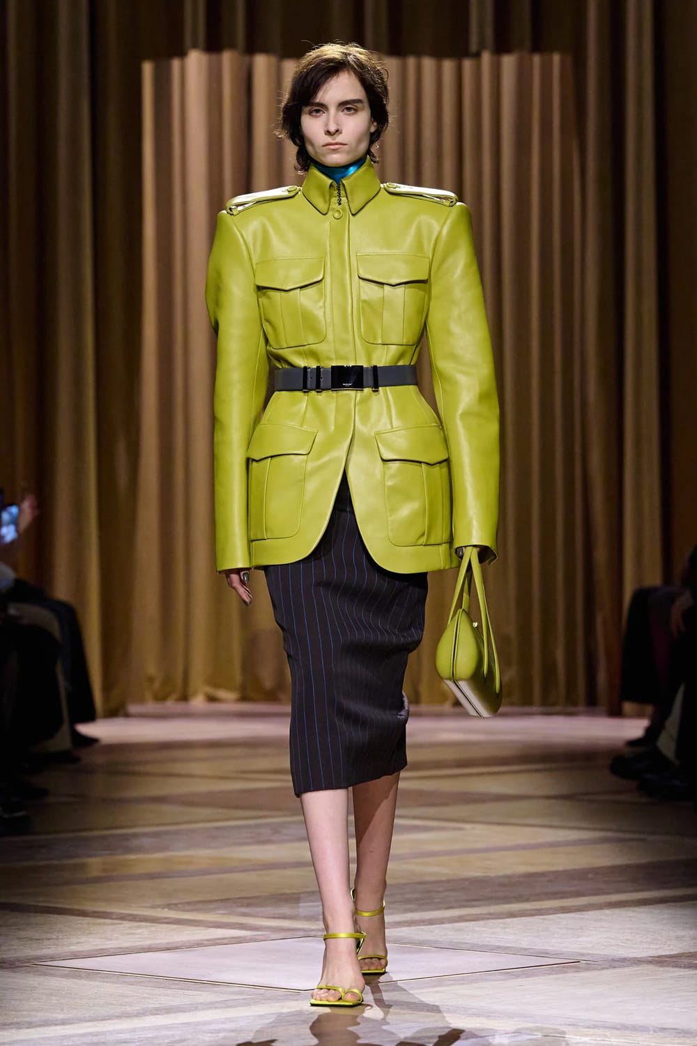 Veste jaune vert Acacia : couleur tendance automne-hiver 2026-2027